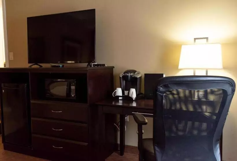 酒店 Best Western Plus Bowmanville