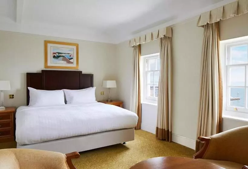 호텔 Bournemouth Highcliff Marriott