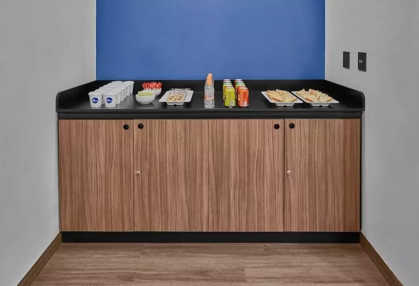 בית מלון כפרי City Express By Marriott Ciudad Juárez