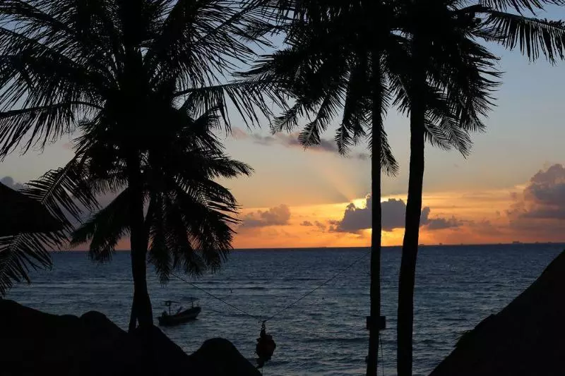 בית מלון כפרי Colibri Beach