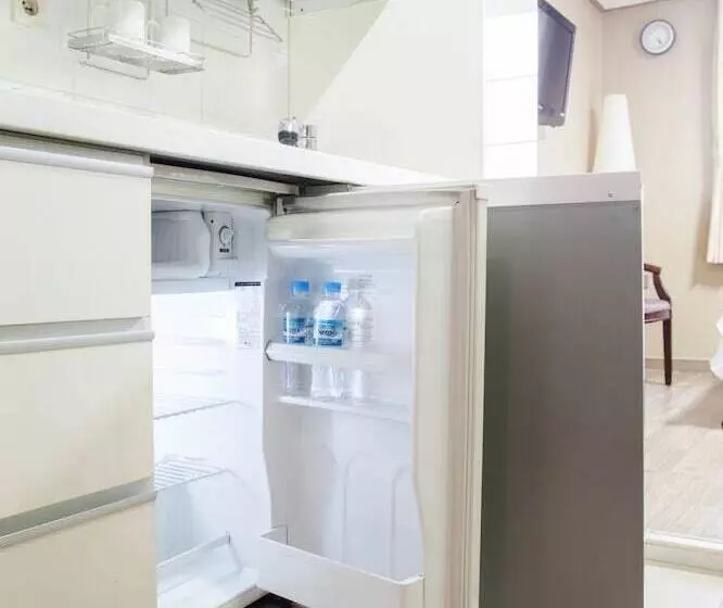 בית מלון כפרי Uljiro Coop Residence Dongdaemun