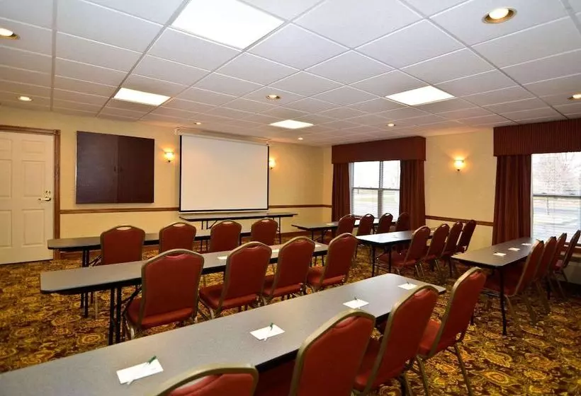 Отель Country Inn & Suites By Radisson, Stevens Point, Wi