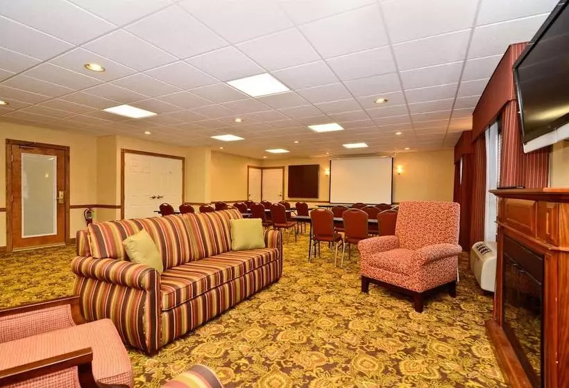 Отель Country Inn & Suites By Radisson, Stevens Point, Wi