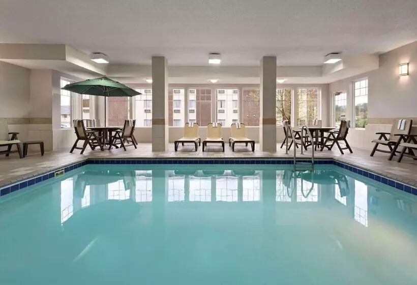 Отель Country Inn & Suites By Radisson, Stevens Point, Wi