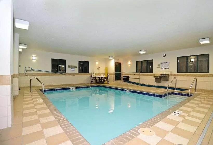 Отель Country Inn & Suites By Radisson, Stevens Point, Wi