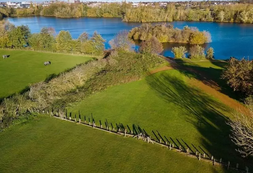 Delta Hotels By Marriott Northampton