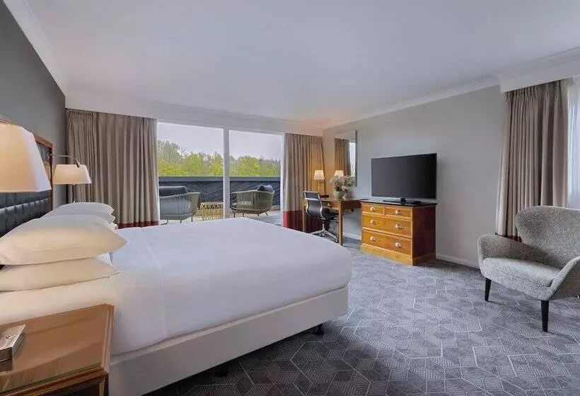 Delta Hotels By Marriott Northampton