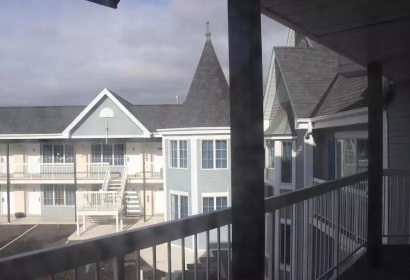 酒店 Falls Lodge & Suites