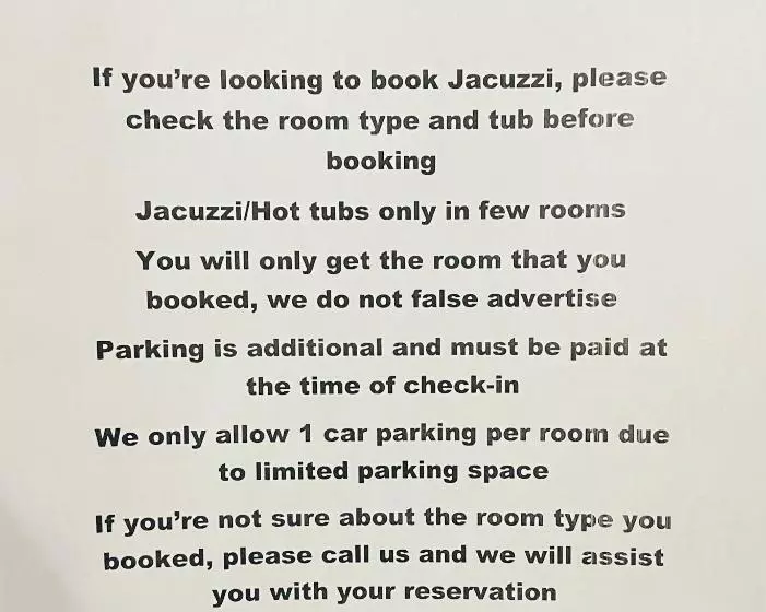 酒店 Falls Lodge & Suites