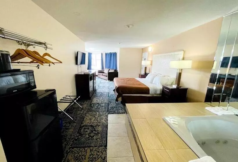 酒店 Falls Lodge & Suites