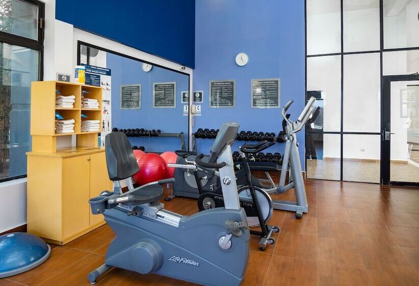 هتل Four Points By Sheraton Saltillo