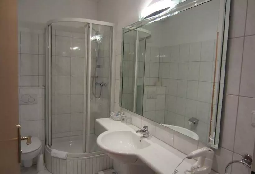 فندق Gildenhof An Den Westfalenhallen Dortmund