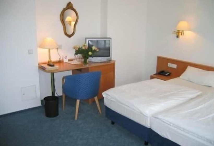 هتل Gildenhof An Den Westfalenhallen Dortmund