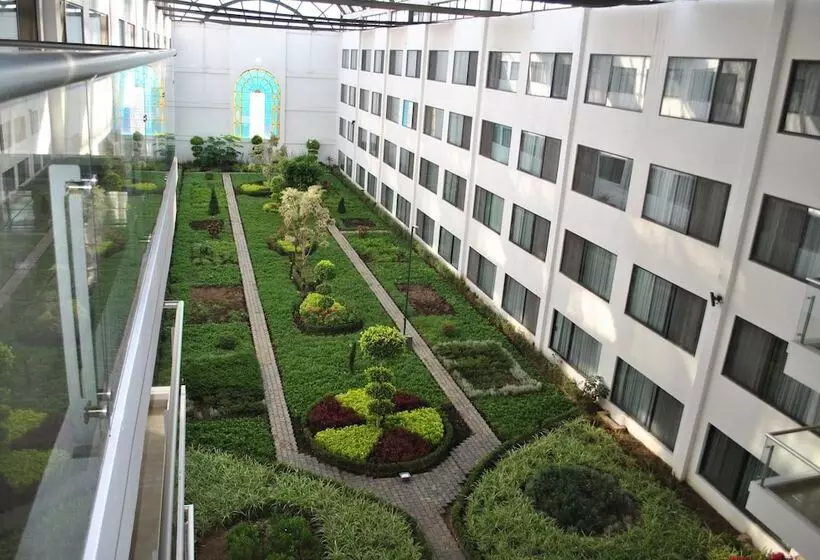 호텔 Holiday Inn Express Toluca, An Ihg