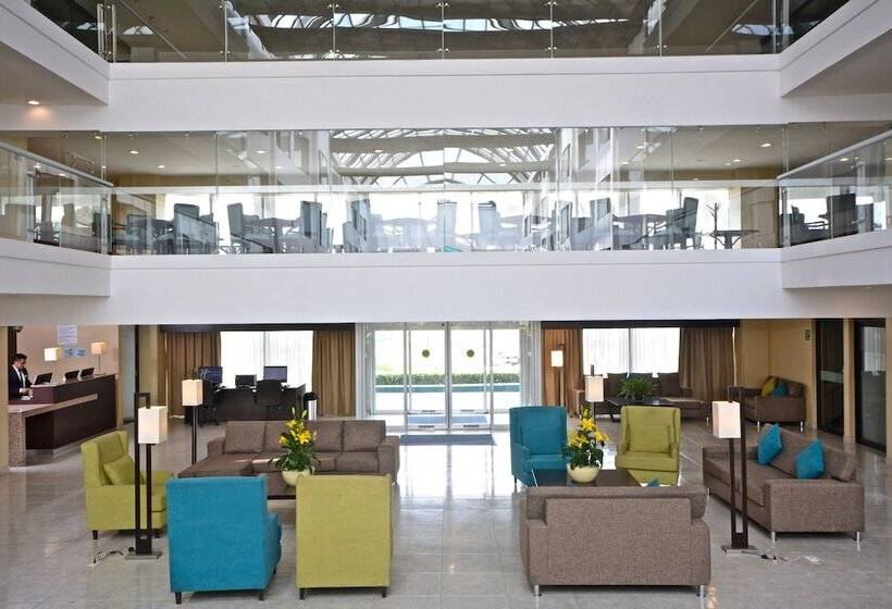 Szálloda Holiday Inn Express Toluca, An Ihg