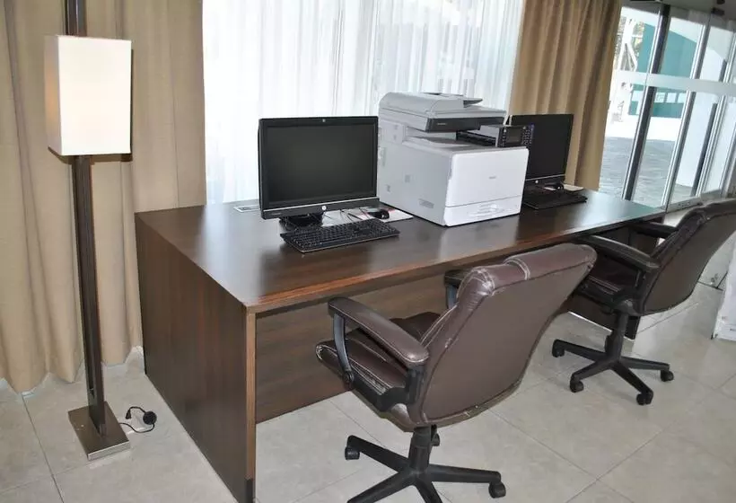 호텔 Holiday Inn Express Toluca, An Ihg