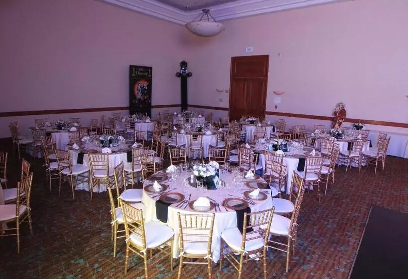 ホテル Holiday Inn Monterrey Valle, An Ihg