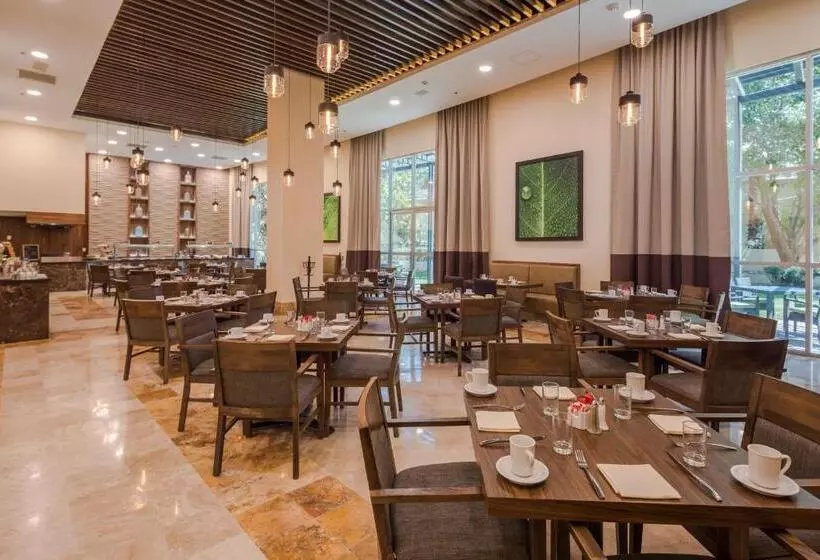 ホテル Holiday Inn Monterrey Valle, An Ihg