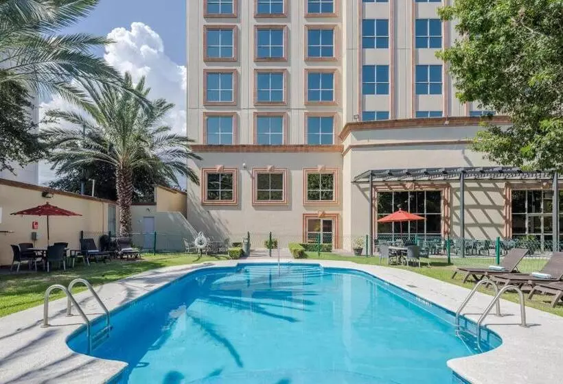 ホテル Holiday Inn Monterrey Valle, An Ihg