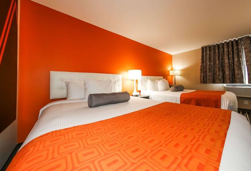 בית מלון כפרי Howard Johnson By Wyndham Winnipeg West