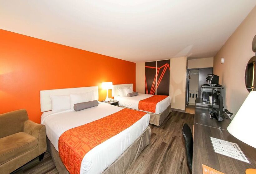 בית מלון כפרי Howard Johnson By Wyndham Winnipeg West