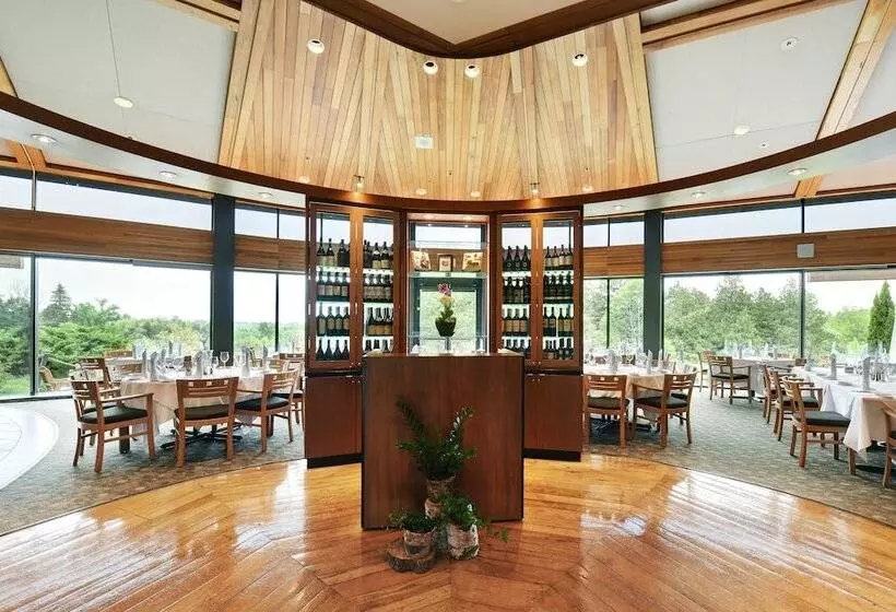 Отель Kingbridge Conference Centre &