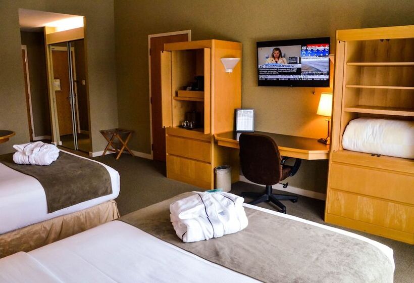 فندق Kingbridge Conference Centre &