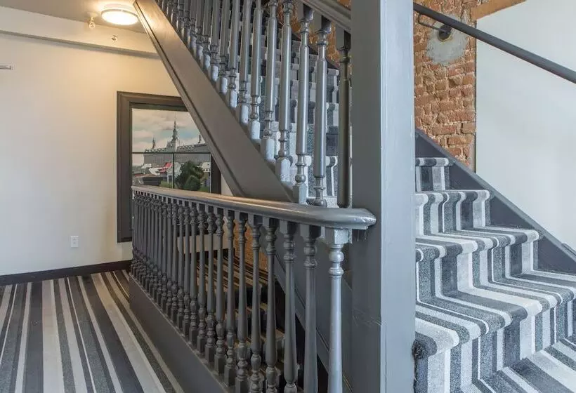 هتل Le Saint Paul