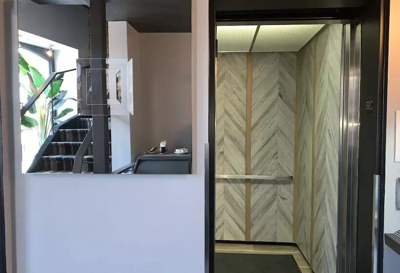 هتل Le Saint Paul