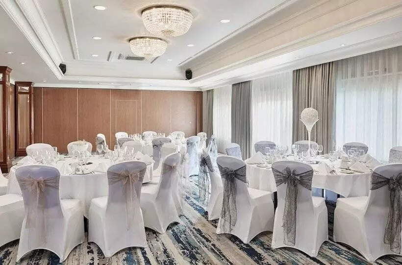 Hotel Leonardo Cheltenham