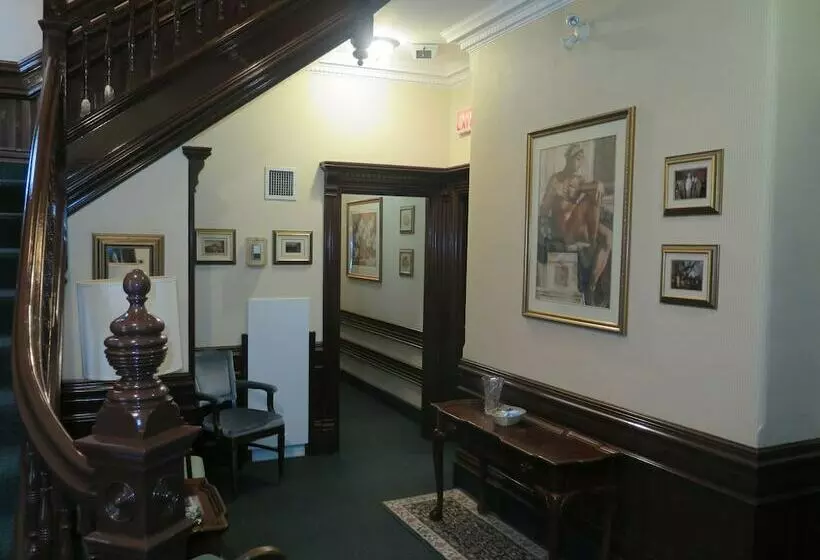 호텔 Madison Manor Boutique