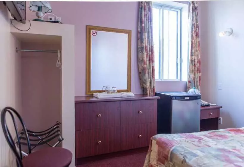 Отель Quartier Latin