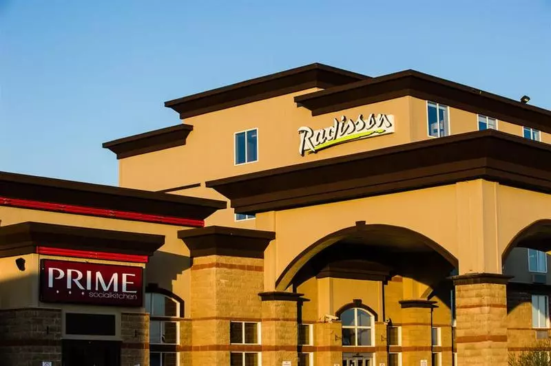 Radisson Hotel & Suites Fort Mcmurray