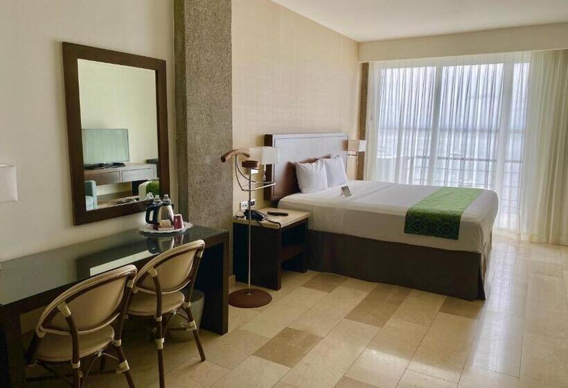 בית מלון כפרי Seven Crown La Paz Malecon