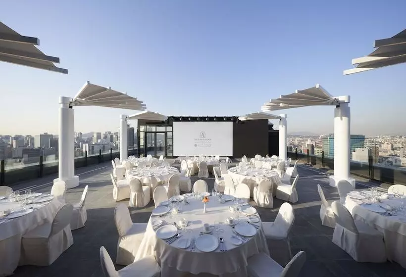 Отель The Ambassador Seoul A Pullman