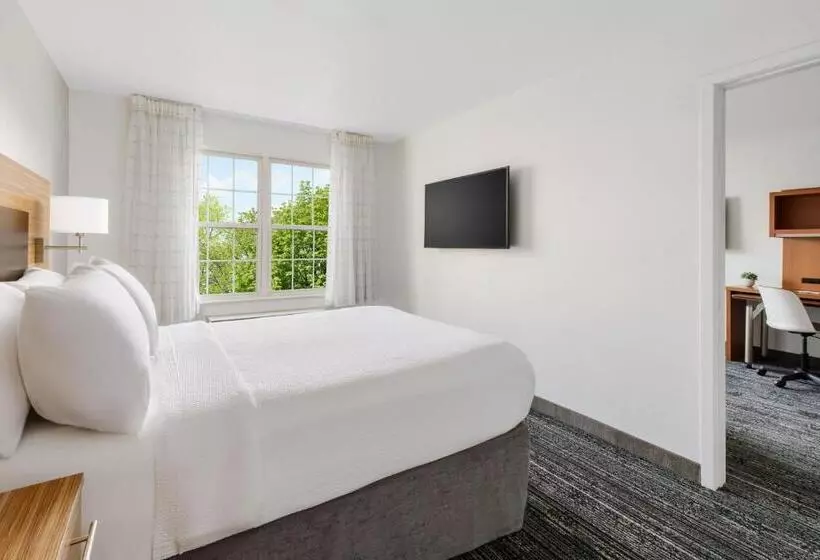 호텔 Towneplace Suites Manchesterboston Regional Airport