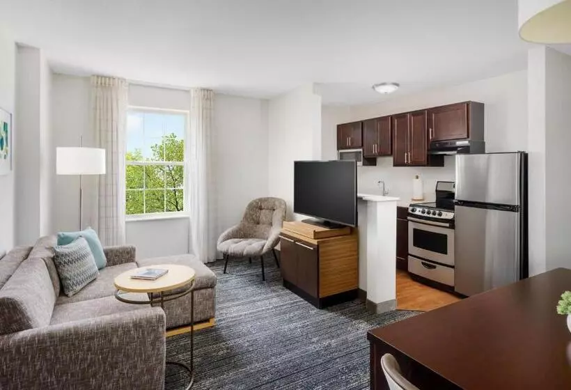 호텔 Towneplace Suites Manchesterboston Regional Airport