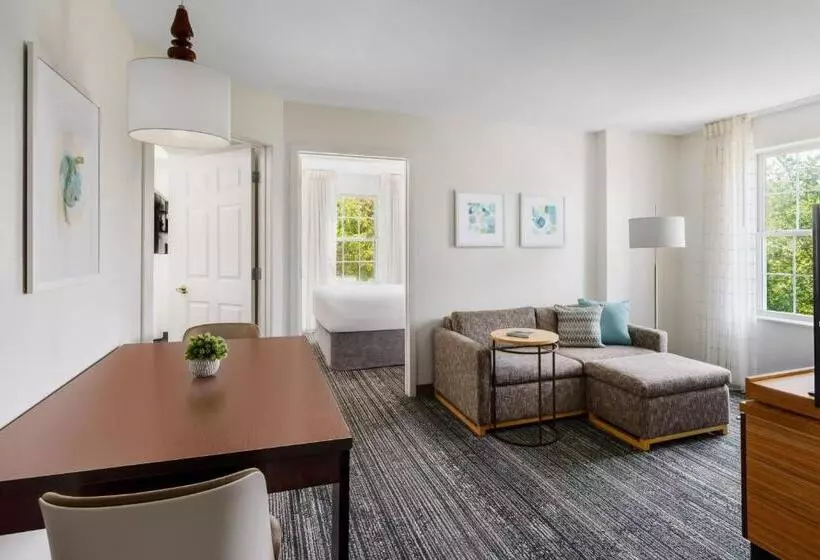 호텔 Towneplace Suites Manchesterboston Regional Airport