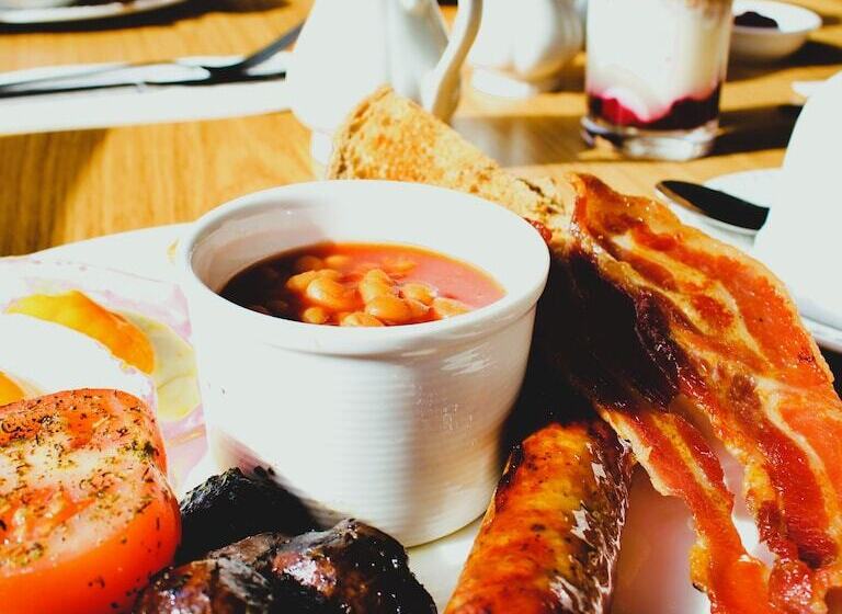 Victoria Square Hotel Clifton Village