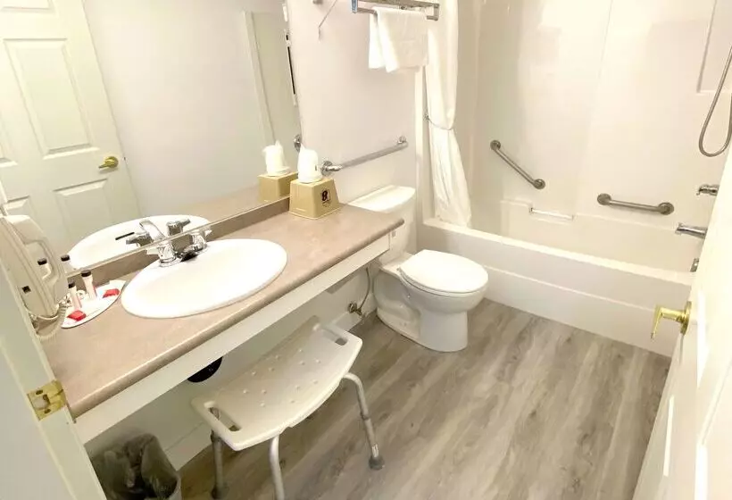 Motel Super 8 By Wyndham Sicamous