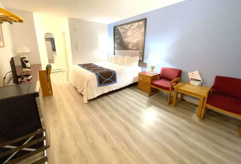 Motel Super 8 By Wyndham Sicamous