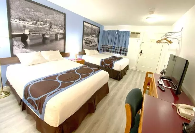 Motel Super 8 By Wyndham Sicamous