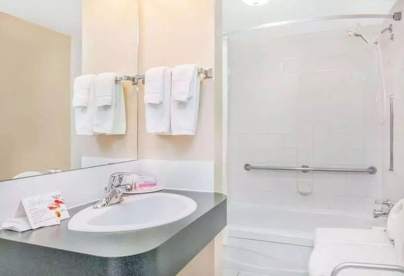 モーテル Super 8 By Wyndham Stettler