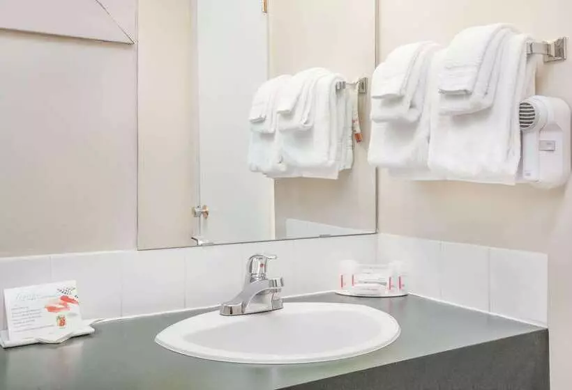 モーテル Super 8 By Wyndham Stettler