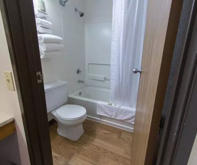 모텔 Super 8 By Wyndham Williams Lake Bc