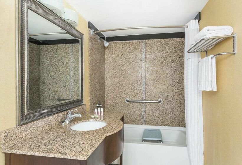 Motel Super 8 By Wyndham Phoenix Downtown