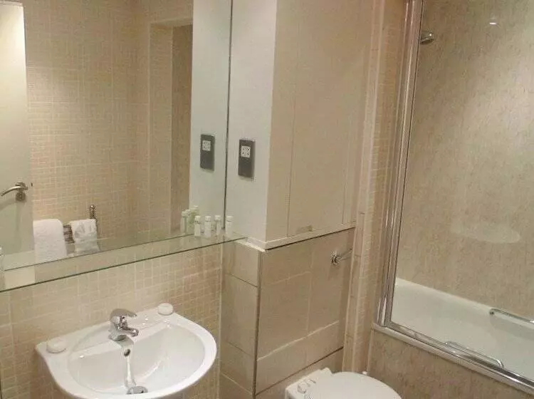 Oakwood Apartments Bow Lane