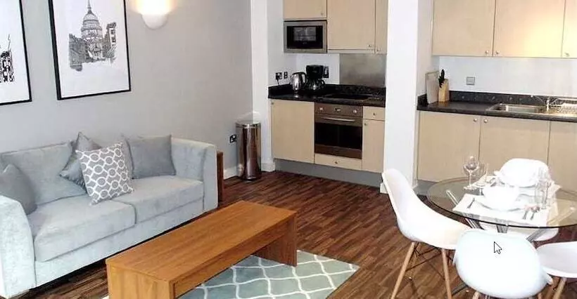 Oakwood Apartments Bow Lane