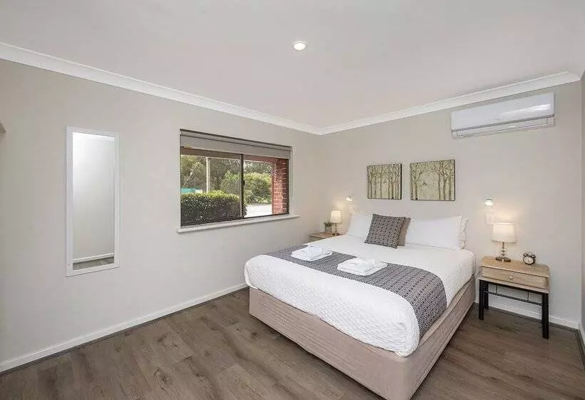 Hotelli Banksia Tourist Park