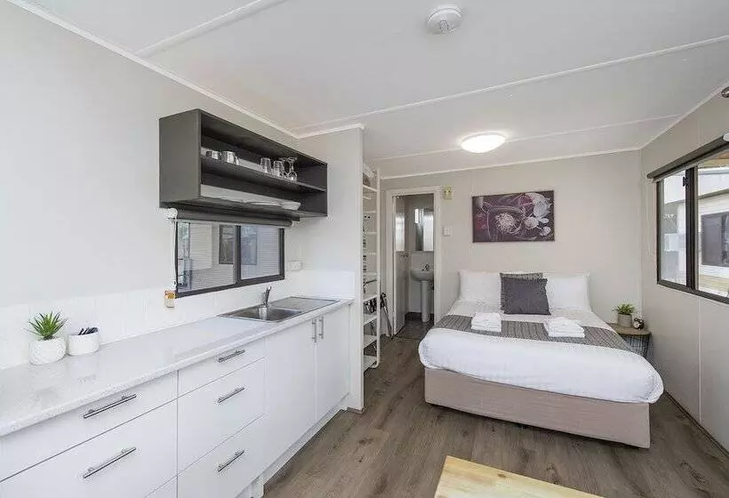 Hotelli Banksia Tourist Park